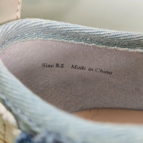 Dolce Vita Robbin Sneakers Light Blue Denim 3D Flower Embellished Size 8.5 - Picture 8 of 8